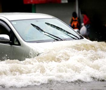 Bảo dưỡng khi xe ô tô khi ngập nước